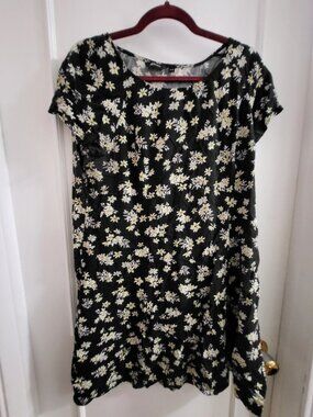 Reitmans Black Daisy Floral Print Short Sleeve T-Shirt Dress - Size XL